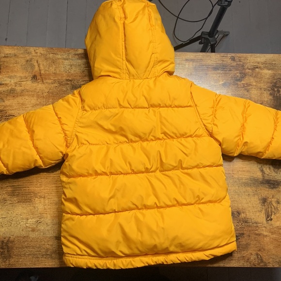 GOLDEN YELLOW ‘OLD NAVY’ PUFFER COAT!! - Picture 9 of 9